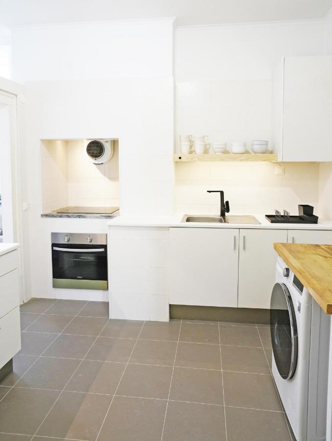 Apartamento Casa St Yves - Sunny Flat In Setubal On Av Luisa Todi Exterior foto